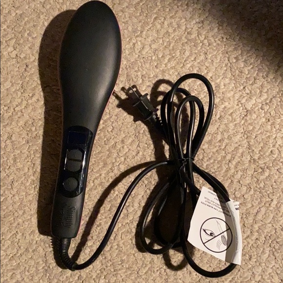 Simply straight hot brush - Picture 2 of 5